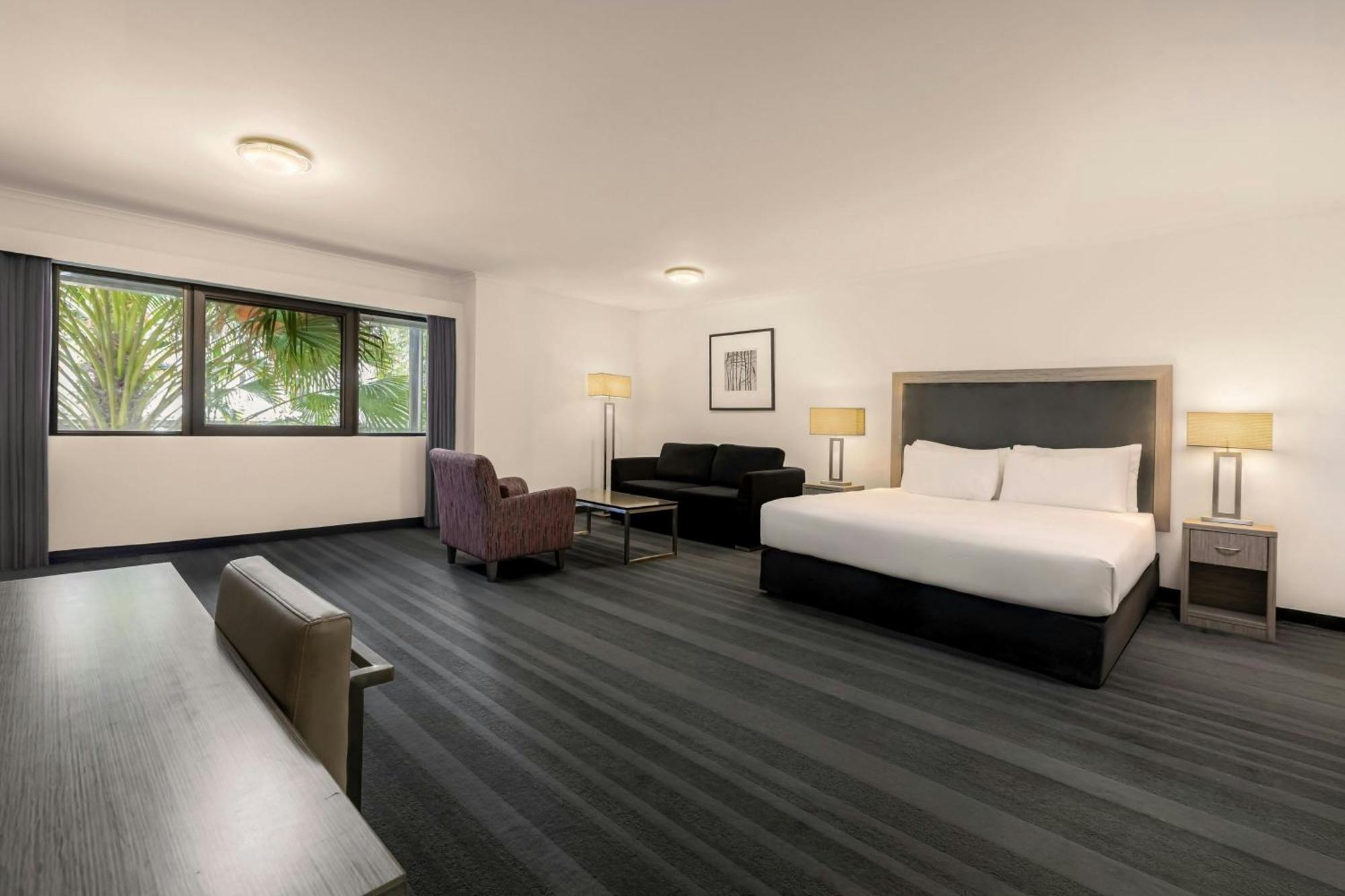 Courtyard By Marriott
