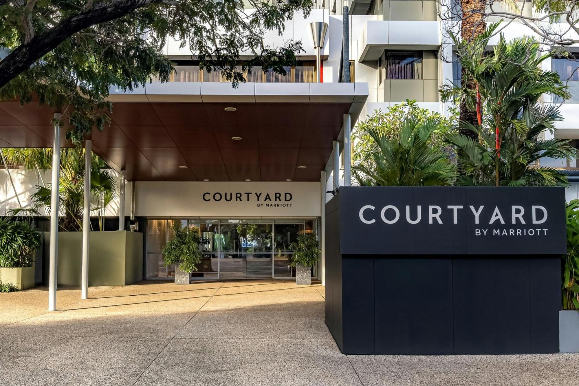 Courtyard By Marriott Hotel 4*