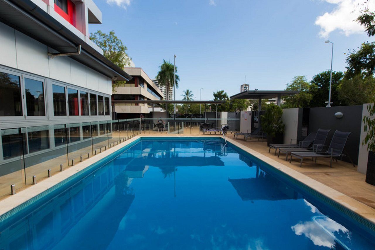 Courtyard By Marriott Hotel