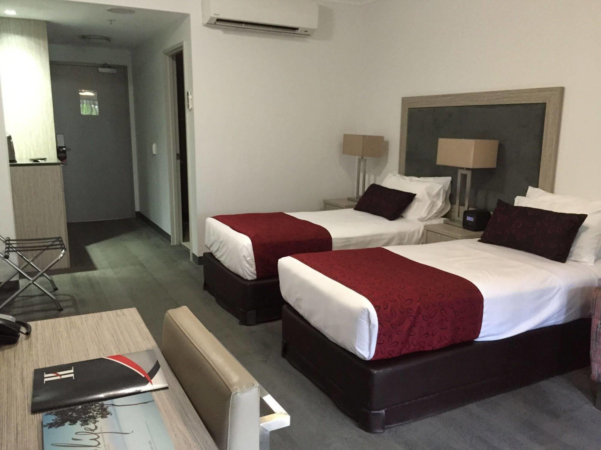 Hotel Courtyard By Marriott