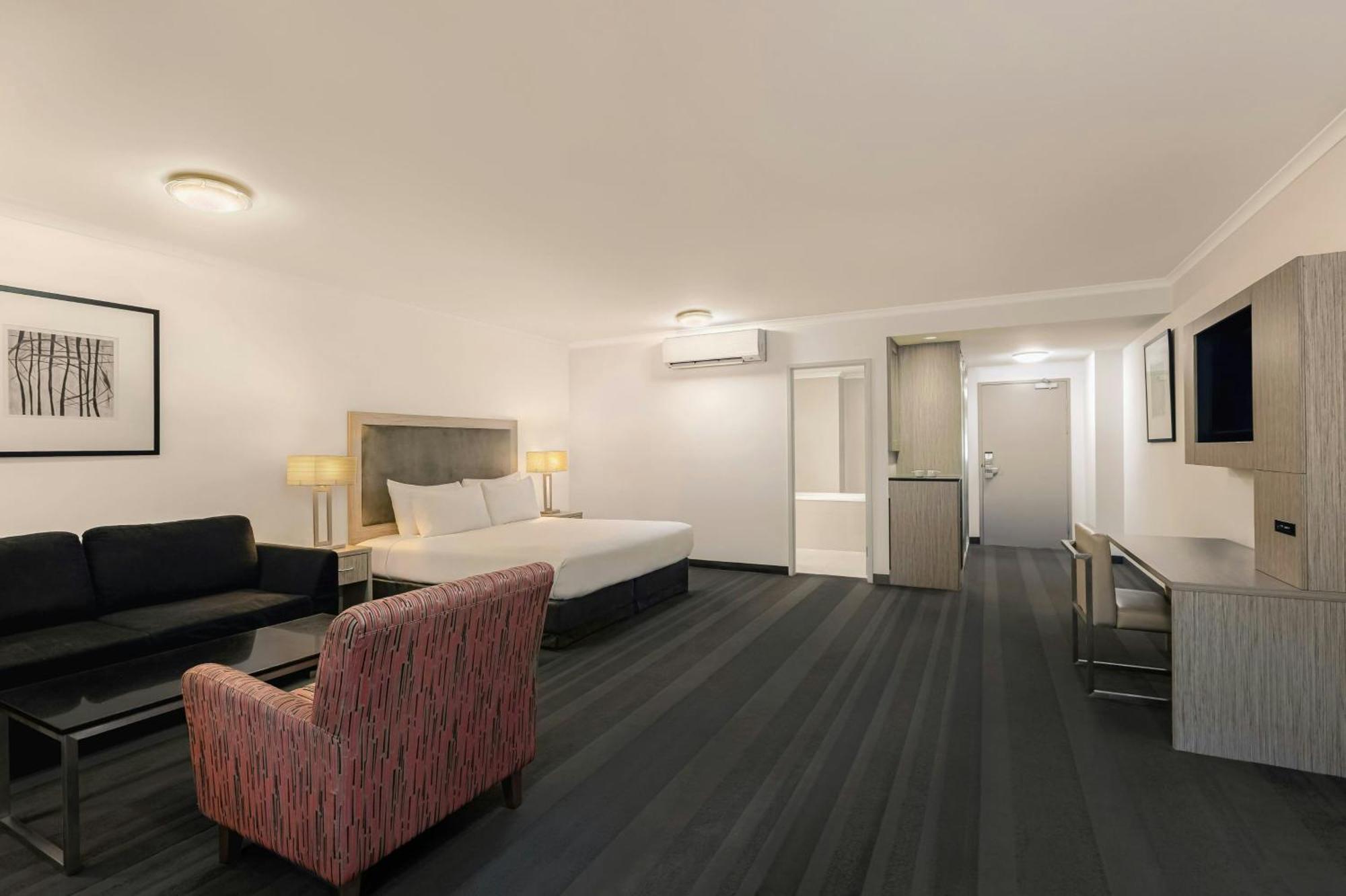 Courtyard By Marriott Hotel 4*