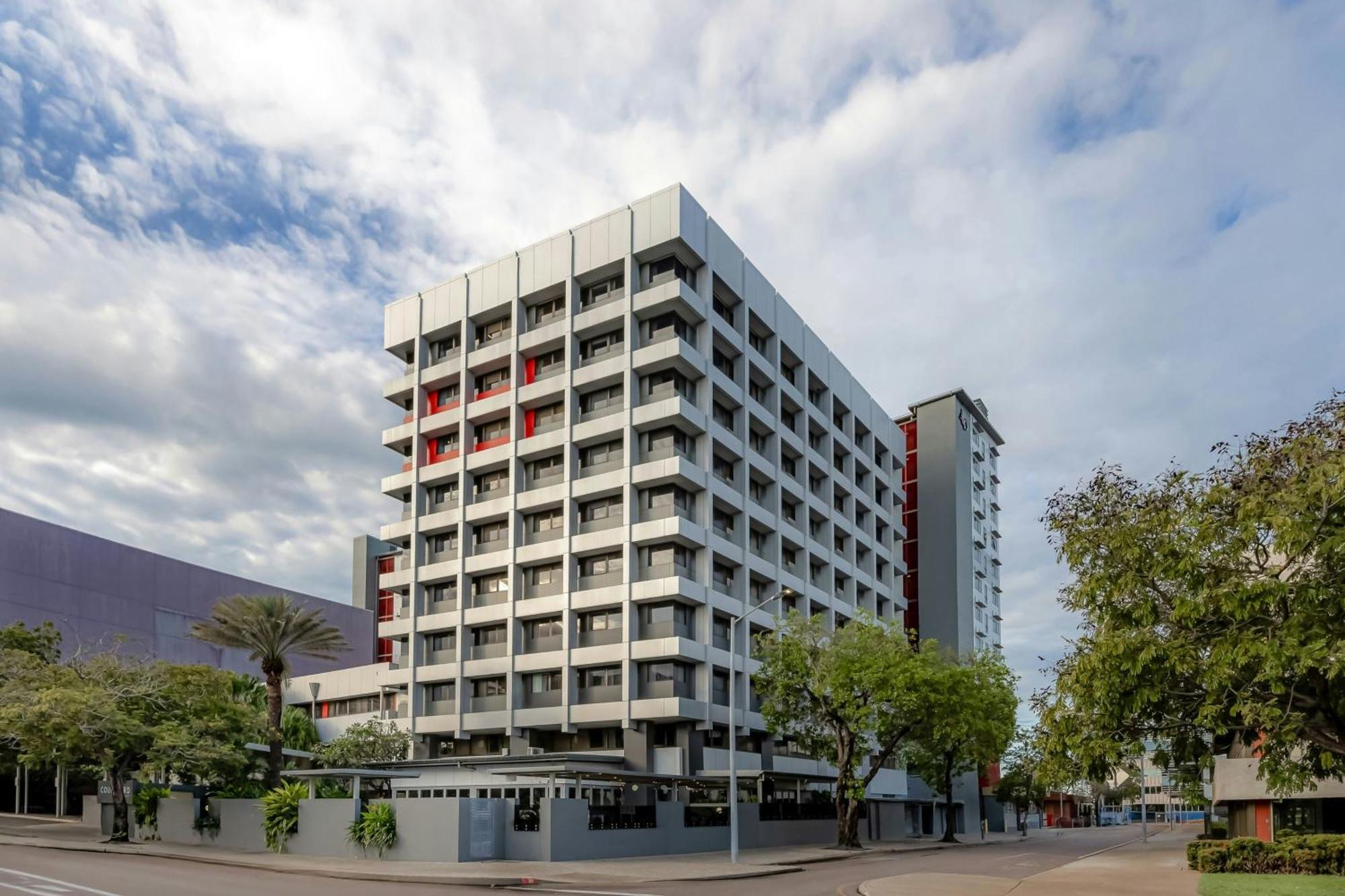 Courtyard By Marriott